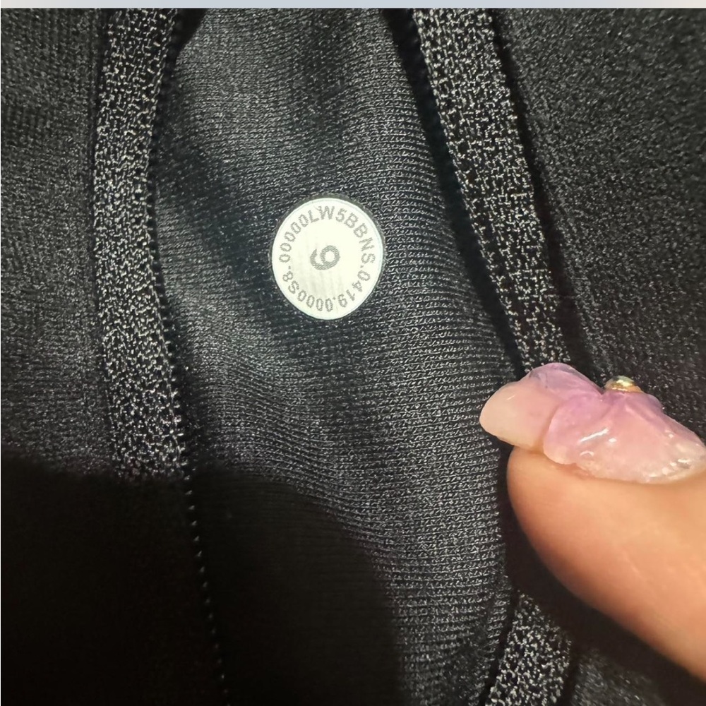 Lululemon bundle - Picture 5 of 5
